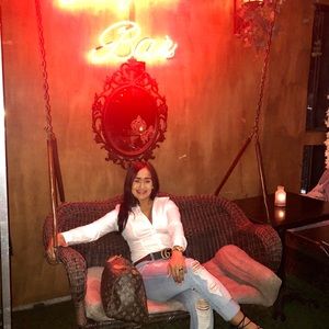 Meet your Posher, Jackie